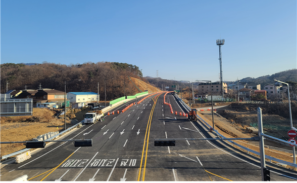 지난해 2월 개통한 국지도 98호선 광주 곤지암 ‘열미교차로~오향교차로’ 구간 [사진=경기도]