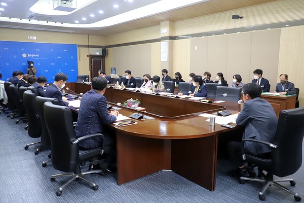 평택시의회, 11월 정기 의원간담회 개최[사진=평택시]
