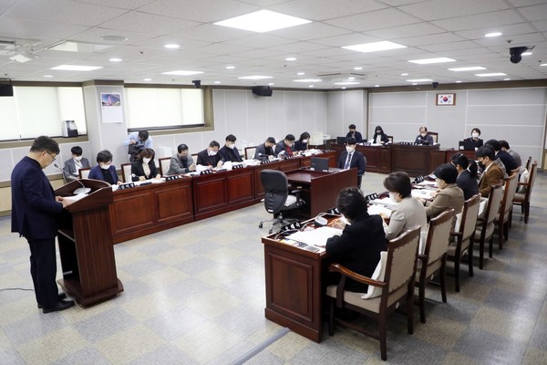 예산결산 특별위원회[사진=수원특례시의회]