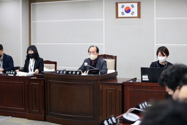 예산결산 특별위원회[사진=수원특례시의회]
