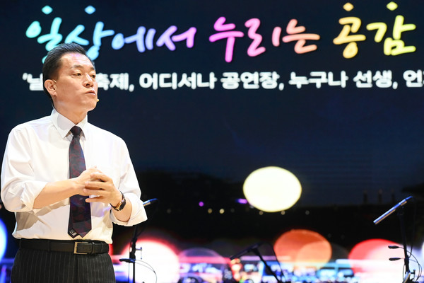 이재준 수원특례시장이 신년사를 발표하고 있다..[사진=수원특례시]