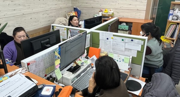 평택보건소, 한파 대비 홀로어르신 안부전화 드리기[사진=평택시]
