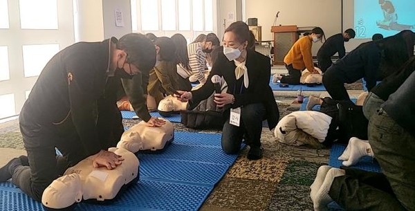 평택시, 전 직원 대상 「심폐소생술 등 응급처치」 교육[사진=평택시]