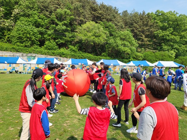 평택시가족센터 가정의 달 맞이 행사 「가족운동회」 실시[사진=평택시]