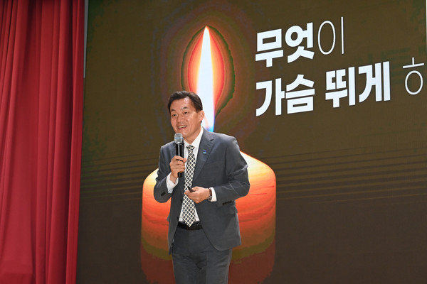 이재준 수원특례시장, “통장님들이행정의 동반자,마을리더로서 역할을 수행해 달라”[사진=수원특례시]