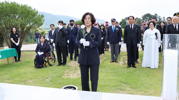 안성시,「제68회 현충일 추념식」거행[사진=안성시]
