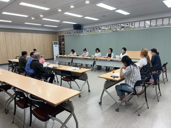 중앙동 지역사회보장협의체, 정기 월례회의 및 위원 역량 강화 교육[사진=평택시]