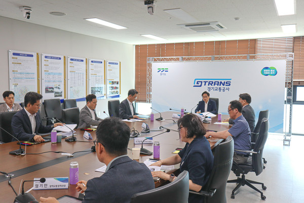 8일 오후석 경기도 행정2부지사 경기교통공사 방문 [사진=경기교통공사]
