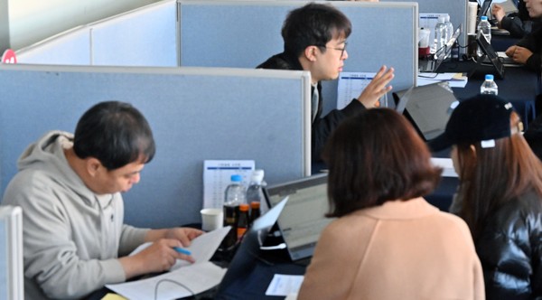 경기도교육청은 겨울방학을 맞아 경기진학정보센터(남부‧북부)에서 학생 및 학부모를 대상으로 진학상담실을 운영한다고 밝혔다 [사진=경기도교육청]