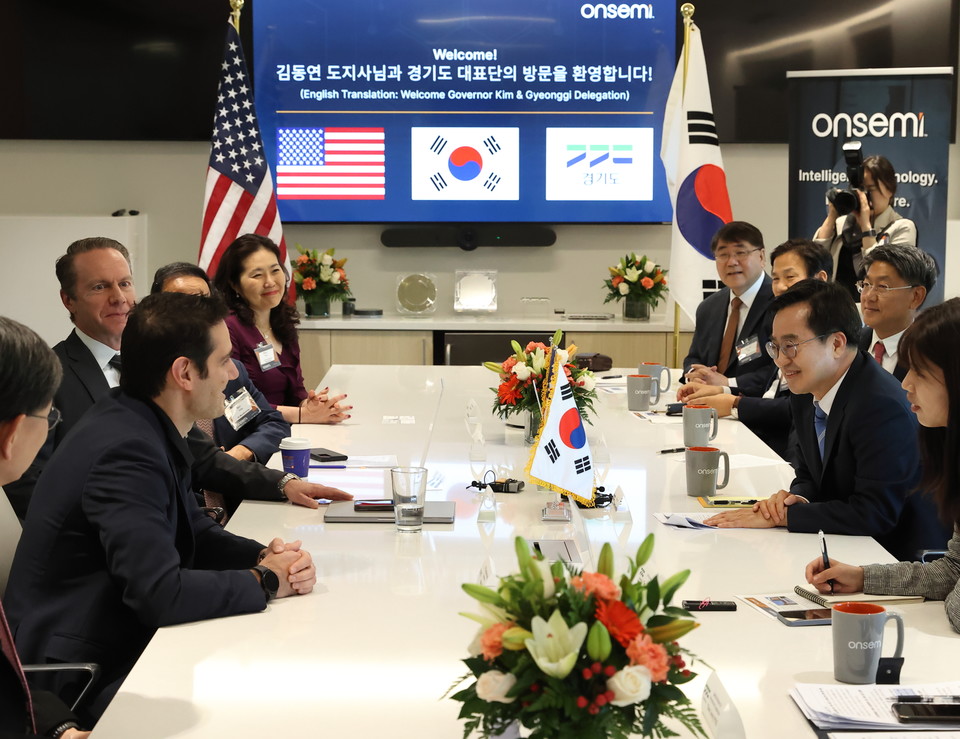 지난 5월 14일 김동연 경기도지사는 비메모리 전력반도체 분야 세계 2위 기업인 미국 온세미 본사를 방문했다. [사진=경기도]