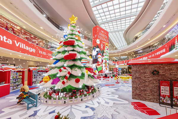 스타필드 고양 ‘레고 산타 빌리지(LEGO Santa Village)’ 전경. [사진=신세계프라퍼티]