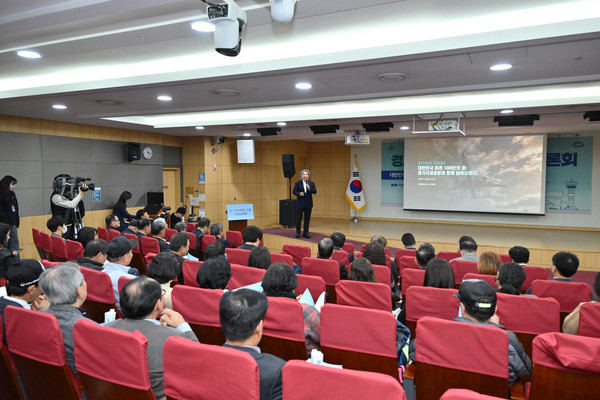 25일 경기국제공항 건설 국회토론회 [사진=경기도]