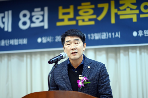 배정수 화성시의회 의장이 축사를 하고 있다. [사진=화성시의회]