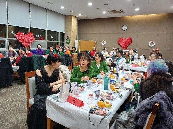 회원들끼리 끈끈한 유대감으로 따뜻한 연말을 보내고 있다. [사진=B.B.C 가족]