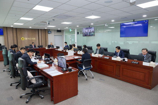 13일 경기도의회 미래과학협력위원회 소관기관 주요 정책 및 사업계획 보고 [사진=경기도의회]