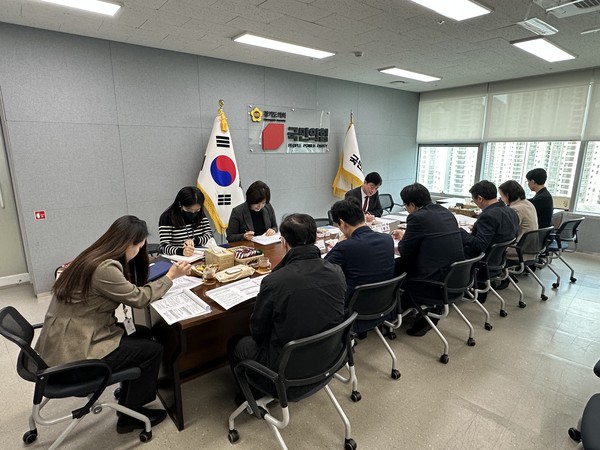 수의직 공무원 처우·인력 개선 간담회 [사진=경기도의회]