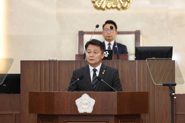 (사진) 7분 자유발언하는 이기형 의원