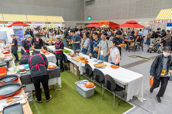 지난해 열린 2024 경기미 김밥 페스타 현장 [사진=경기도]