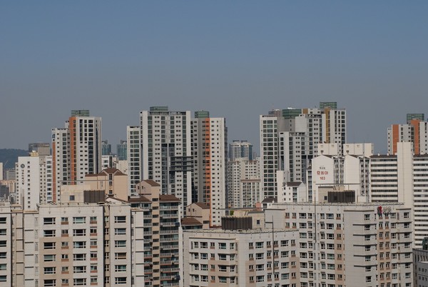 한국 갤럽 조사 결과 국민의 74%가 정부의 부동산 정책에 대해 “잘못하고 있다”고 응답했다.  [사진=pixabay]